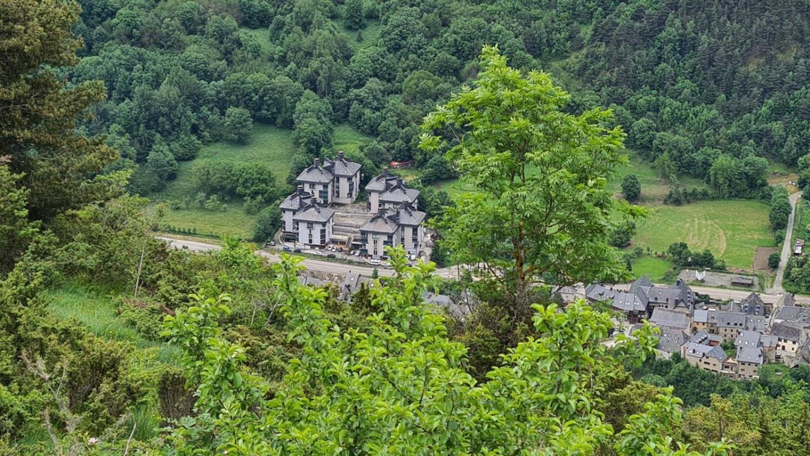Tuca - Triplex Priviletge Con Encanto Vielha e Mijaran Exterior foto